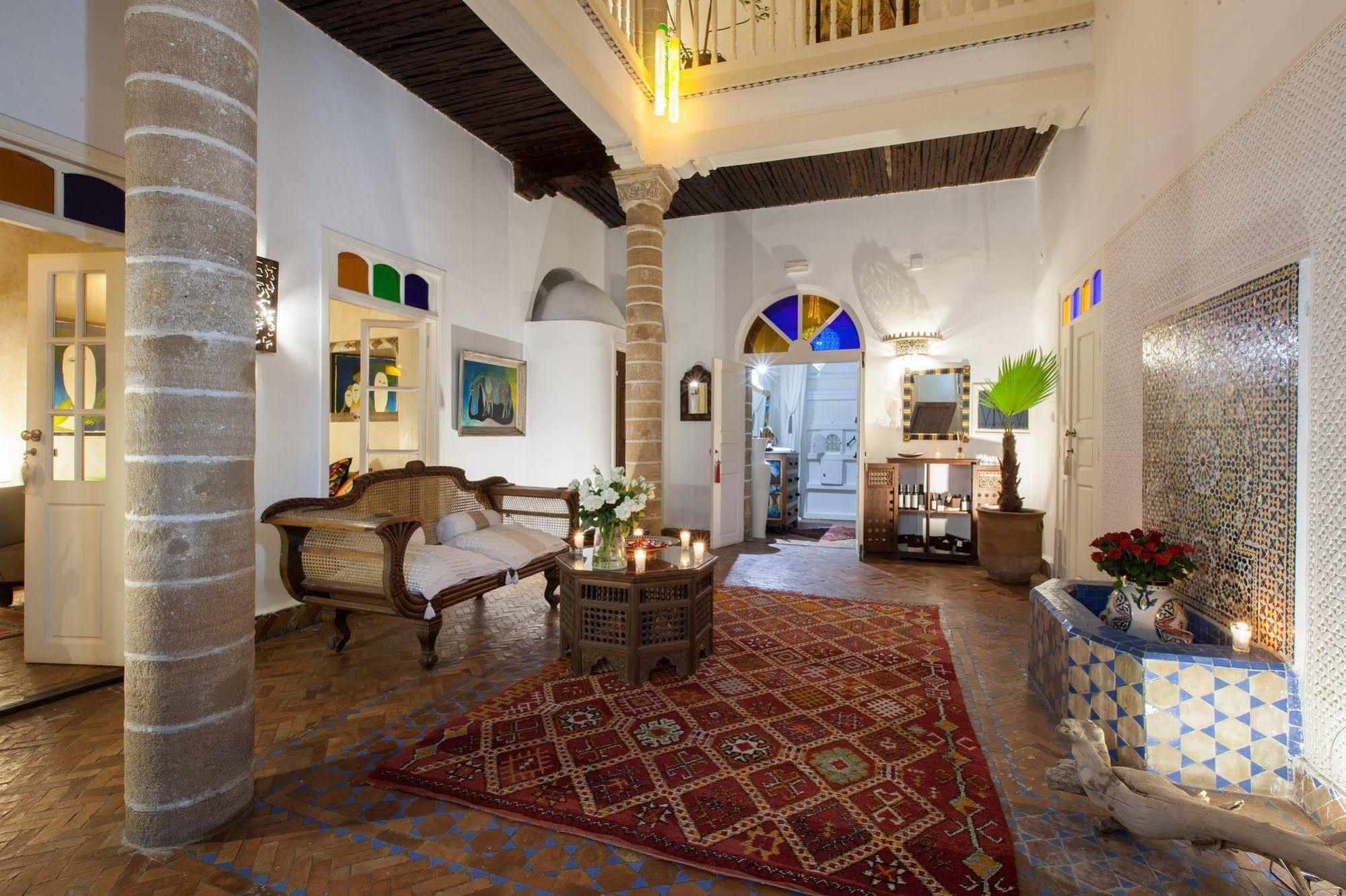 Riad Emotion เอสเซาอิรา ภายนอก รูปภาพ